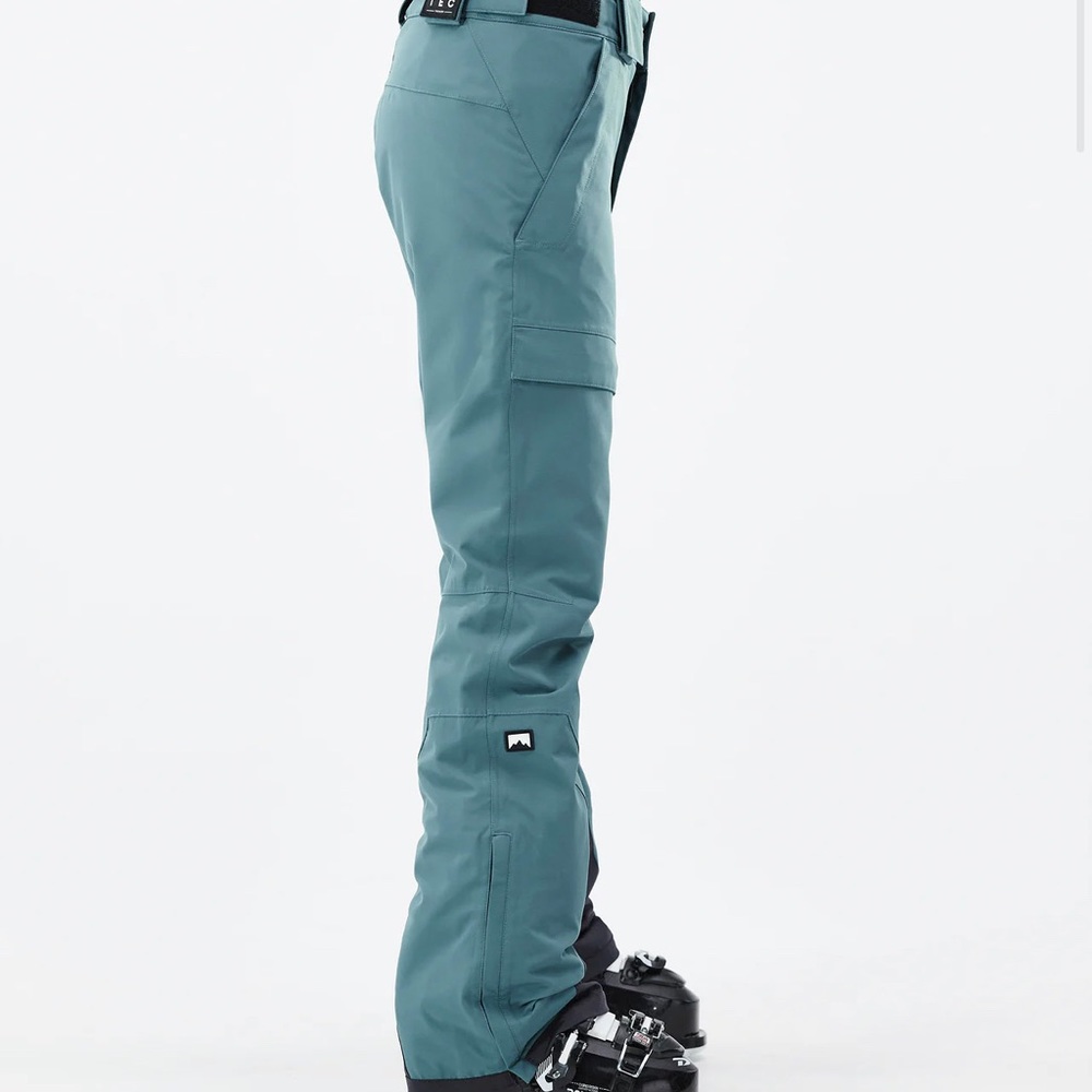 Montec ski pants, size small